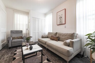 373-375-375 3rd St in Jersey City, NJ - Building Photo - Building Photo