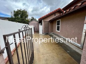 3929 Rancho Del Oro Dr in Riverside, CA - Building Photo
