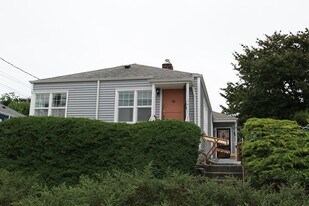 5834 6th Ave NW in Seattle, WA - Building Photo