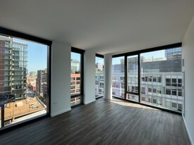 144 N Aberdeen St in Chicago, IL - Building Photo