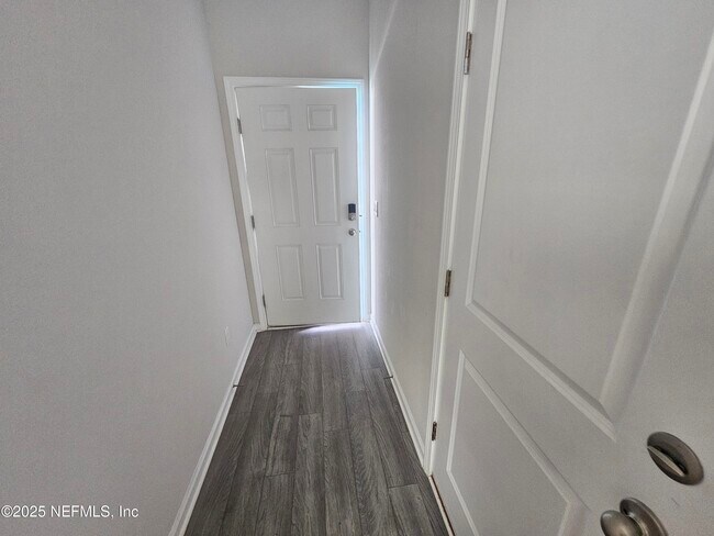 8109 Cheryl Ann Ln in Jacksonville, FL - Building Photo - Building Photo