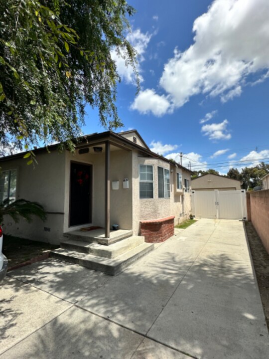10534 Roseton Ave in Santa Fe Springs, CA - Building Photo