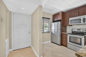 21954 Tidewater Terrace, Unit F202 in Boca Raton, FL - Building Photo - Building Photo