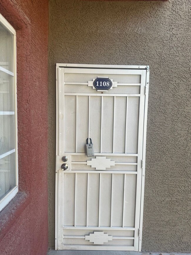 property at 4730 E Craig Rd
