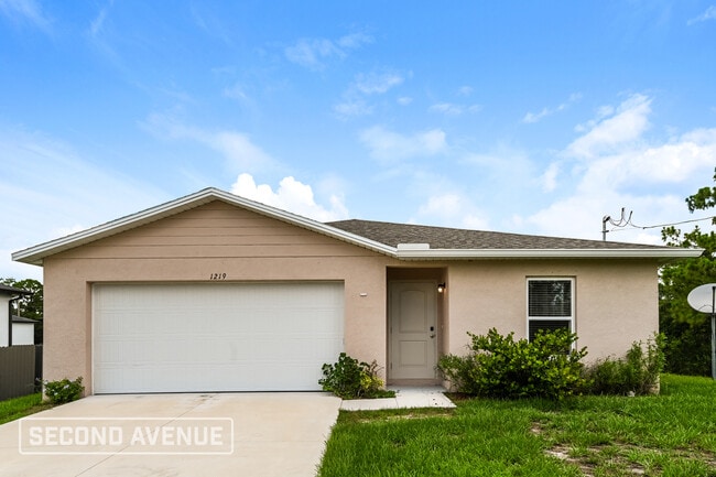 property at 1219 Chrysler St