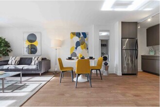 420 W Belmont Ave in Chicago, IL - Foto de edificio - Building Photo