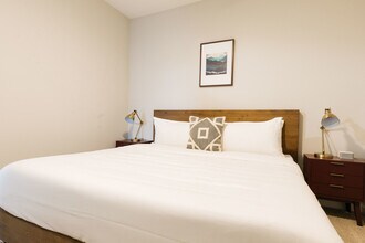 1016 18th Ave S in Nashville, TN - Building Photo - Building Photo