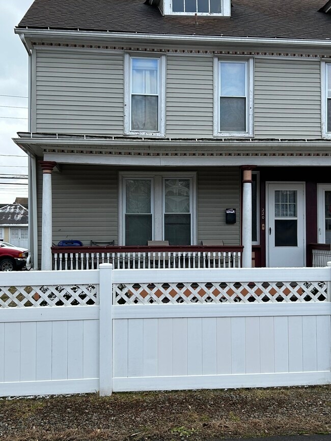 property at 220 W Main St