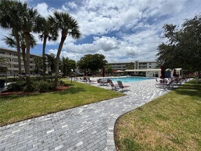 3404 Bimini Ln in Coconut Creek, FL - Building Photo - Building Photo