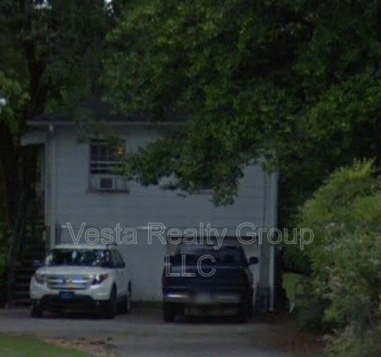 92 Jonesboro St in Mcdonough, GA - Building Photo