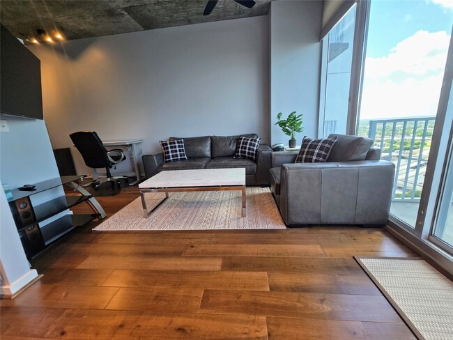 property at 5925 Almeda Rd