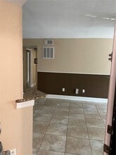 4512 Commander Dr in Orlando, FL - Building Photo - Building Photo