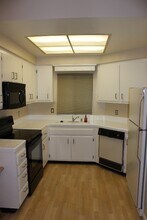 1088 Cedar Gables Dr in San Jose, CA - Building Photo - Building Photo