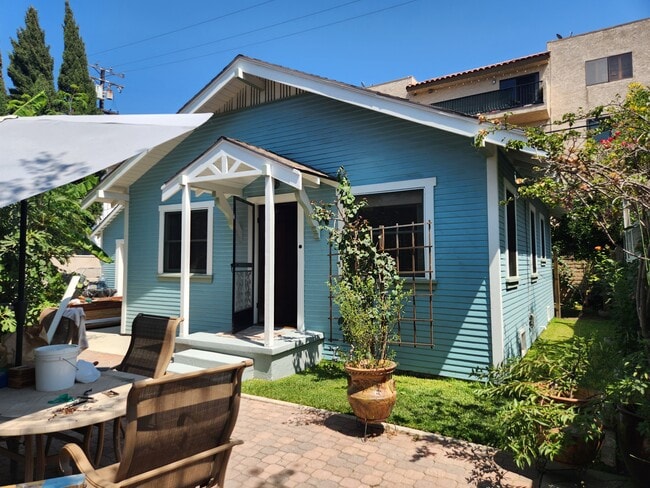 property at 612 Coronado Ave