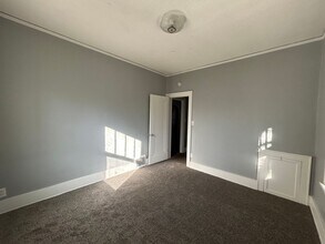 5115 Maple St in Omaha, NE - Building Photo - Building Photo