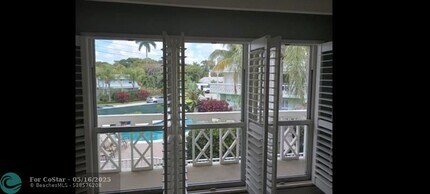 2124 NE 5th Ave in Wilton Manors, FL - Building Photo - Building Photo