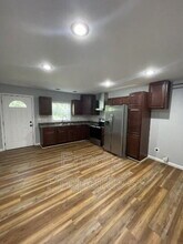 119 S 7th Ave in Siler City, NC - Building Photo - Building Photo