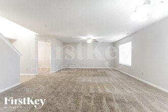 8542 Sansa St in Indianapolis, IN - Foto de edificio - Building Photo