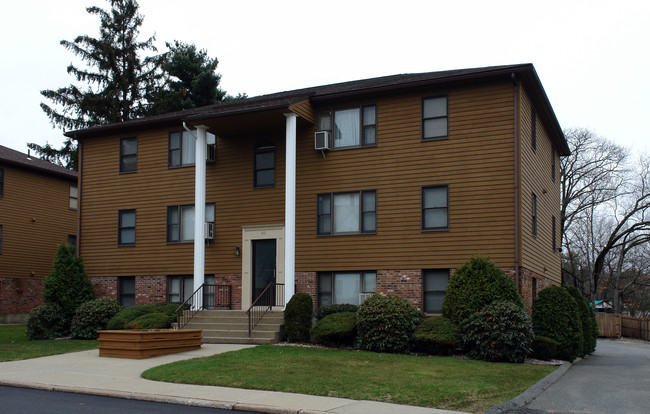 60 Chapin St in Holyoke, MA - Foto de edificio - Building Photo