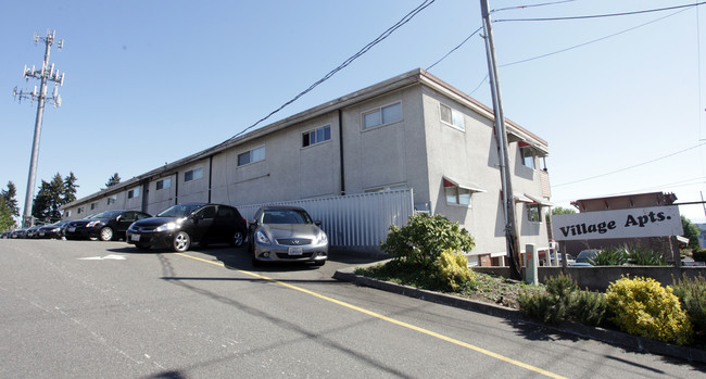 Village II Apartments in Edmonds, WA - Foto de edificio - Building Photo