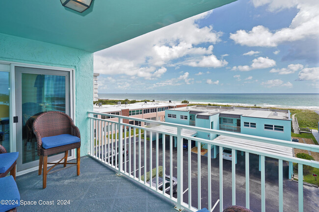 3610 Ocean Beach Blvd in Cocoa Beach, FL - Building Photo - Building Photo