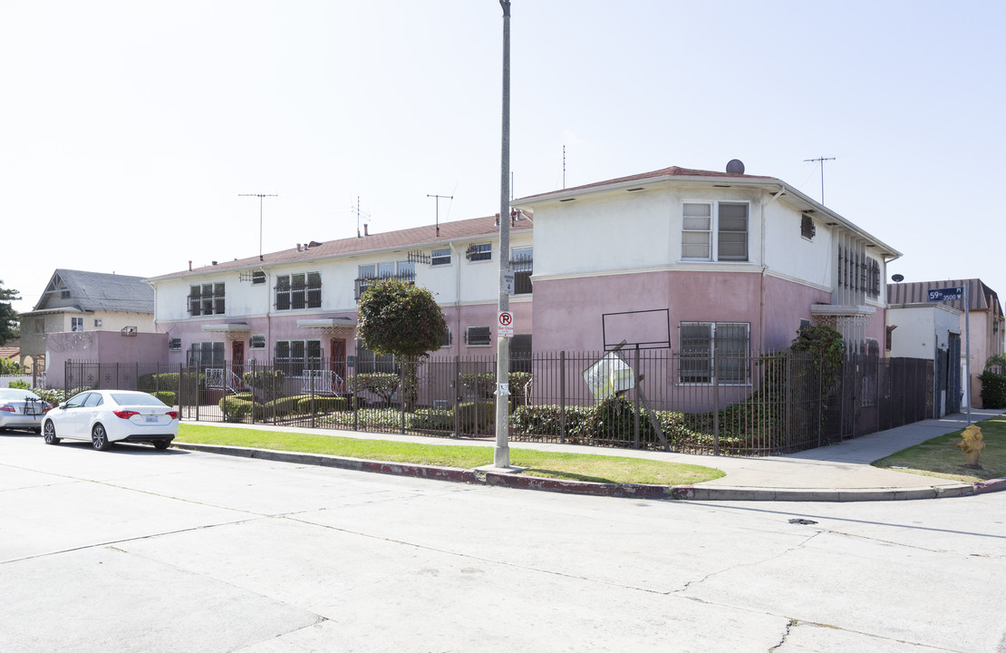 3550-3554 W 59th Pl in Los Angeles, CA - Building Photo