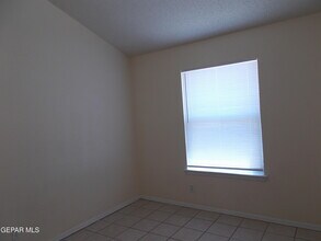 1655 St. James St in El Paso, TX - Building Photo - Building Photo