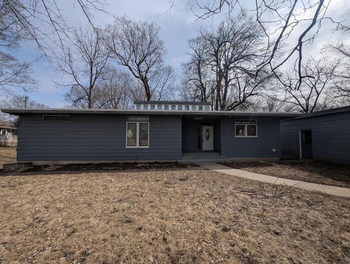 365 Cherry Ave N in Annandale, MN - Building Photo