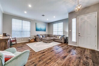 10424 Hay Meadow Dr in Frisco, TX - Building Photo - Building Photo