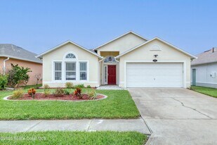 4540 Bellaluna Dr in Melbourne, FL - Building Photo