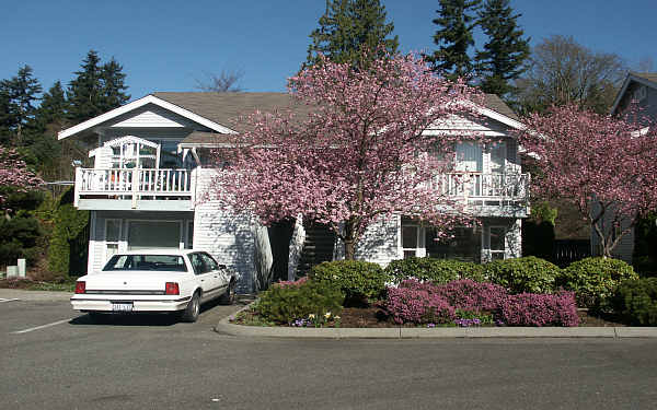 8400 166th Ave NE in Redmond, WA - Building Photo - Building Photo