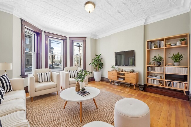 property at 2128 New York Ave