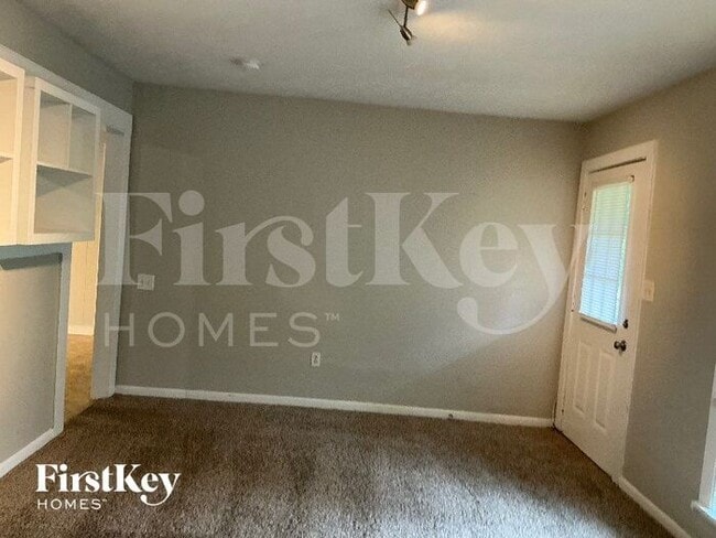 2206 Fairway Cir SW in Atlanta, GA - Building Photo - Building Photo