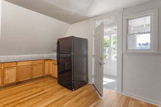 3707 W McLean Ave in Chicago, IL - Building Photo - Building Photo