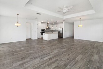 25513 Royal Tern Ln in Englewood, FL - Building Photo - Building Photo