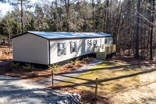 1022 Bridgetown Ct in Lincolnton, GA - Building Photo