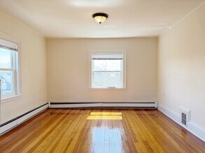 163 Morrison Ave, Unit 3 in Somerville, MA - Foto de edificio - Building Photo
