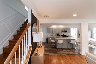 1012 East-West Hwy in Takoma Park, MD - Building Photo - Building Photo