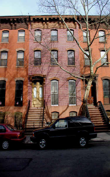 245 Saint James Pl in Brooklyn, NY - Building Photo