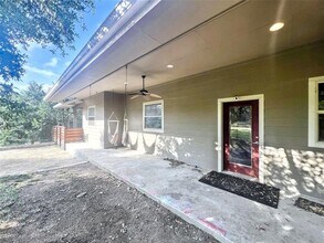 8750 Scarlet Cir in Austin, TX - Building Photo - Building Photo