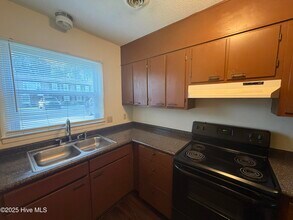 133 Stratton Pl in Wallace, NC - Building Photo - Building Photo