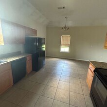 167 Small Oaks Rd in Leesville, LA - Foto de edificio - Building Photo