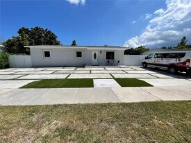 15550 SW 308th St in Homestead, FL - Building Photo