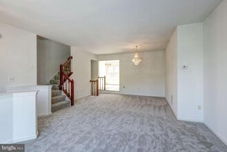 46911 Rabbitrun Terrace in Sterling, VA - Building Photo - Building Photo