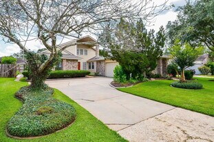 2113 Echo Ridge in Sugar Land, TX - Building Photo