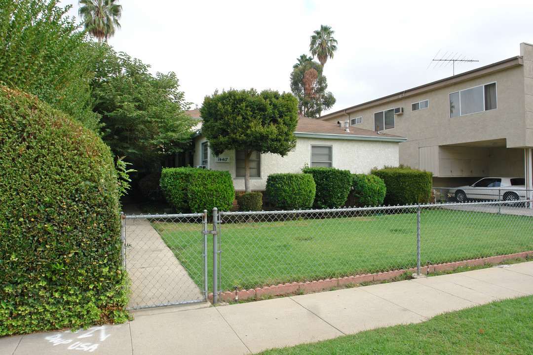 Weddington Apartments in Sherman Oaks, CA - Building Photo