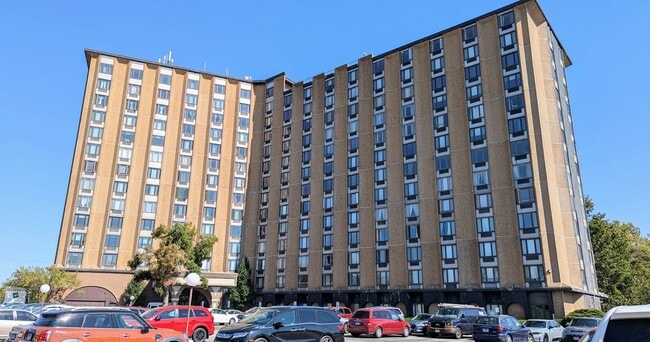 property at 1 Renaissance Pl