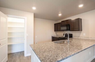 2414 144th St in Lubbock, TX - Building Photo - Building Photo