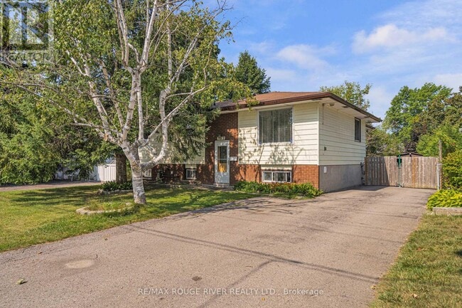 property at 599 Otonabee Dr