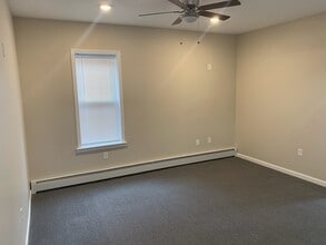 23 Babcock St, Unit Unit 1 in Hartford, CT - Building Photo - Building Photo